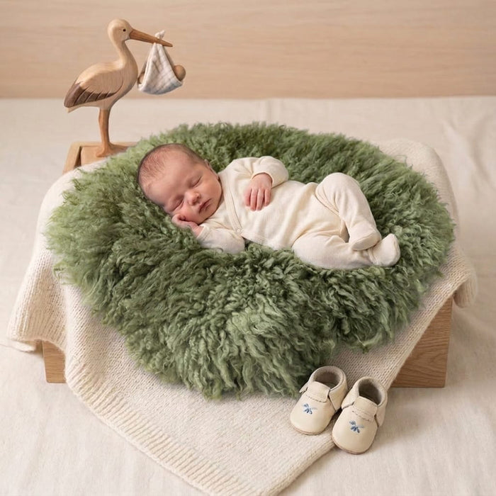 Babymoon 30CM | Round Wool Flokati Fur Blanket | Photoshoot Props | Army Green