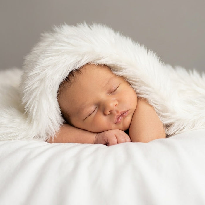 Babymoon Fur Blanket (White)