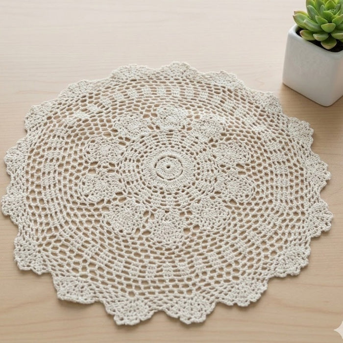 Babymoon Macrame Photography Mat - White