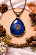 Blue Daisy Necklace