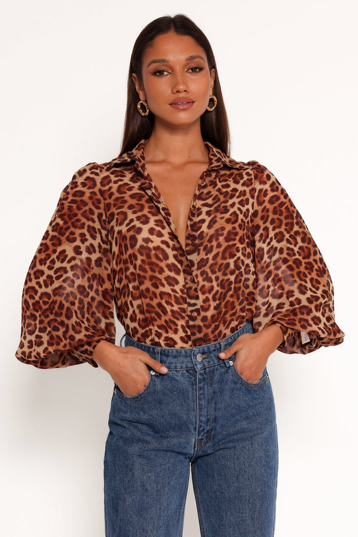 Petal and Pup USA TOPS Fleetwood Blouse - Leopard