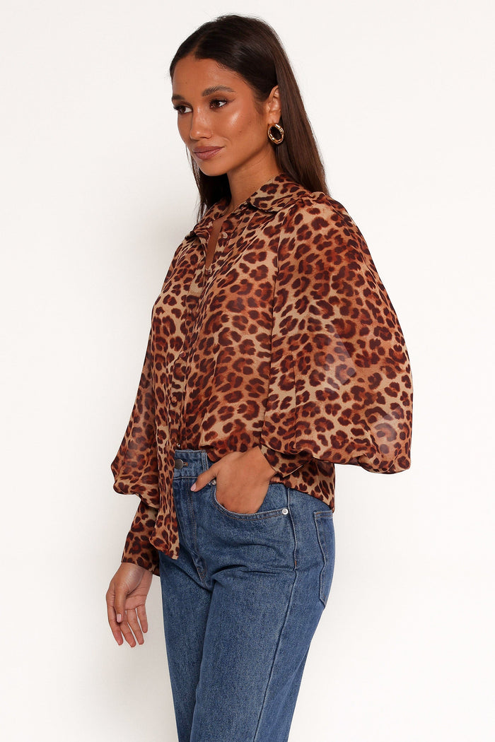 Petal and Pup USA TOPS Fleetwood Blouse - Leopard