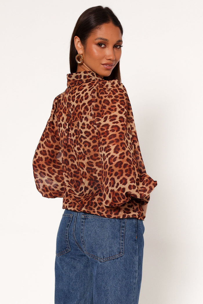 Petal and Pup USA TOPS Fleetwood Blouse - Leopard