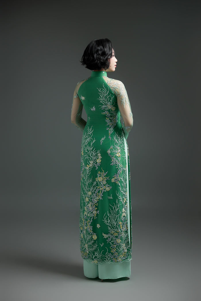Floral Elegance in Green Lace