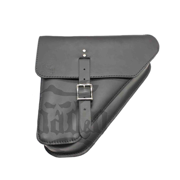 Upgrade your Harley-Davidson® Dyna with the DR03 Dyna Right Side Solo Bag. Hand crafted in USA with premium leather and top quality hardware. Durable and stylish, it's the perfect fit for your motorcycle.