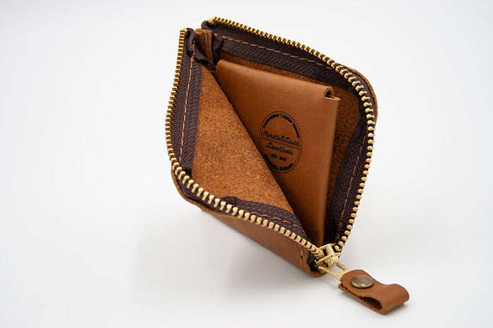North & East Leather: L-zip Wallet