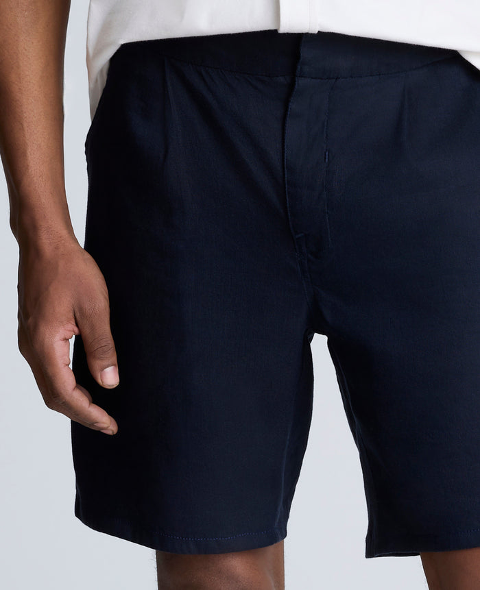 Performance Pleated Linen Short