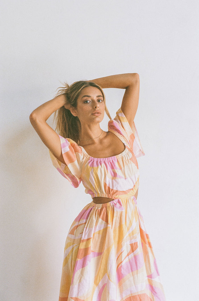 SAMPLE-Ezzy Midi Dress