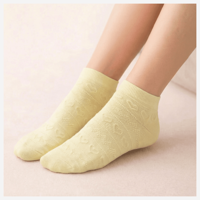 -Sockscarving Heartstrings Edition-
