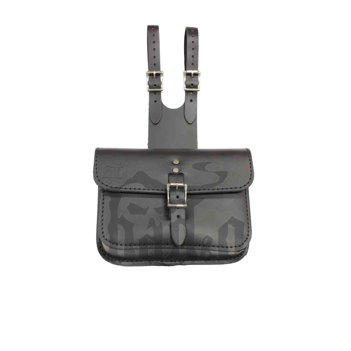Upgrade your Harley-Davidson® Dyna with the DBB021 Dyna Strap On Battery Bag. Hand crafted in USA with premium leather and top quality hardware. Durable and stylish, it's the perfect fit for your motorcycle.