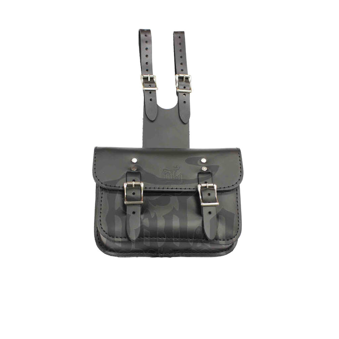 Upgrade your Harley-Davidson® Dyna with the DBB031 Dyna Strap On Battery Bag. Hand crafted in USA with premium leather and top quality hardware. Durable and stylish, it's the perfect fit for your motorcycle.