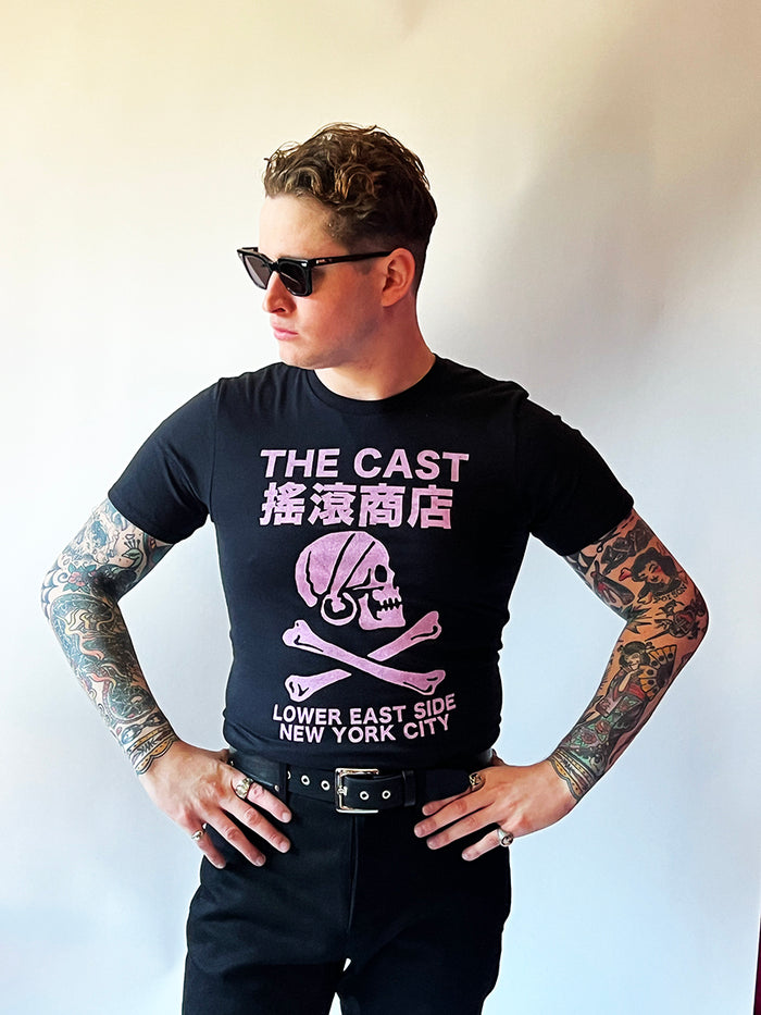 THE CAST NYC SKULL & CROSSBONES T-SHIRT - BLACK W/PINK INK
