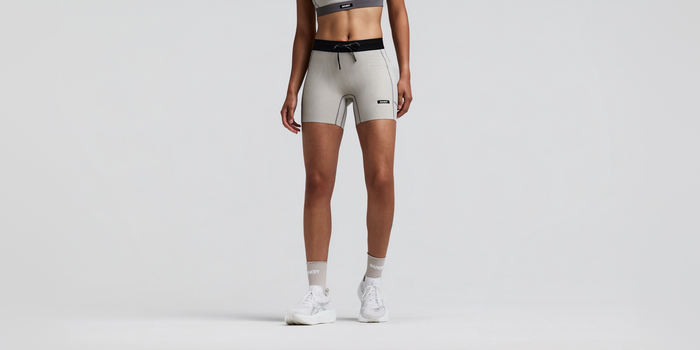 Women's Striped Cadence™ 5" Compression Shorts - Plaster / Slate